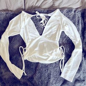 COPY - Deep V long sleeve Crop!